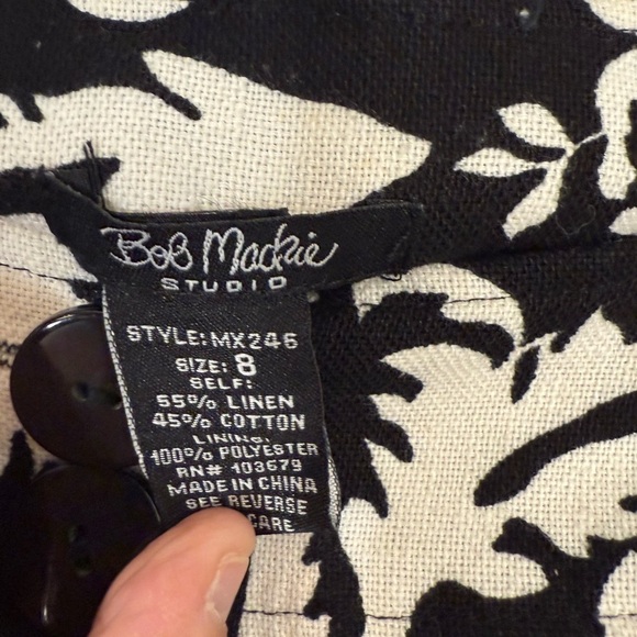 Bob Mackie Black and White Floral Skirt - Picture 3 of 3